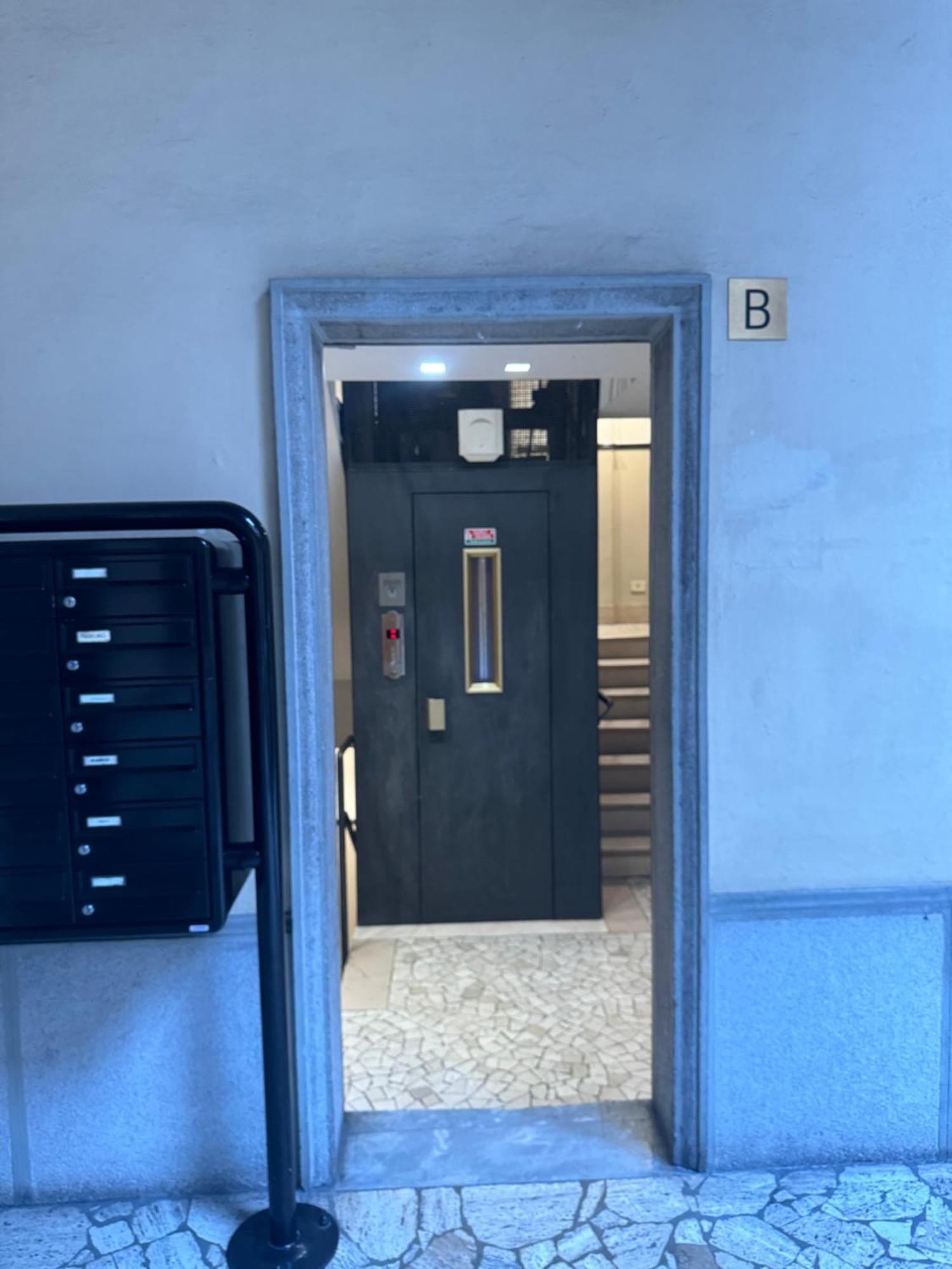 מילאנו Real Duomo Palace Suite מראה חיצוני תמונה